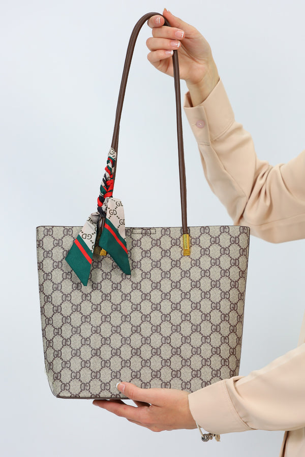 Gucci Pattern Leather Hand Bag